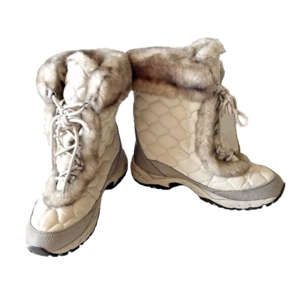 LL Bean Ivory Quilted Faux Fur Winter Snow Boots 7 - Picture 1 of 8